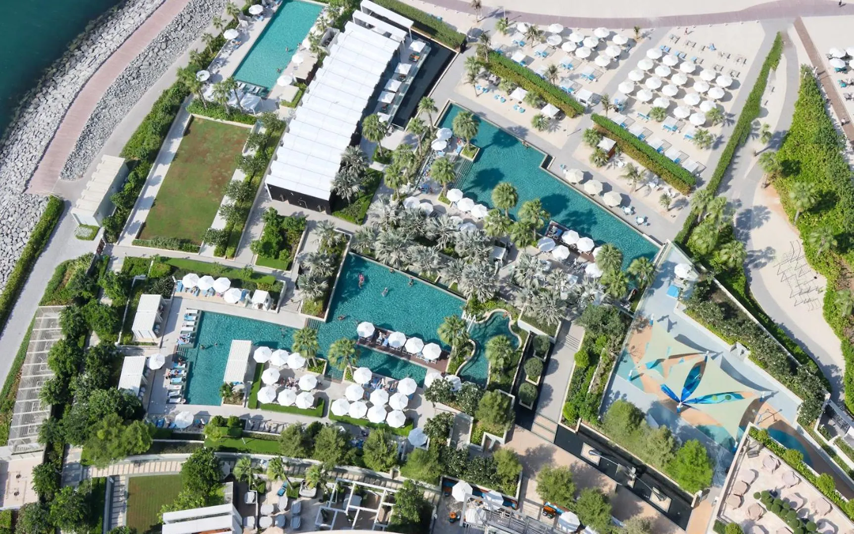 Livbnb-Sleek 2B Where City And Sky Meets The Sea Dubai United Arab Emirates