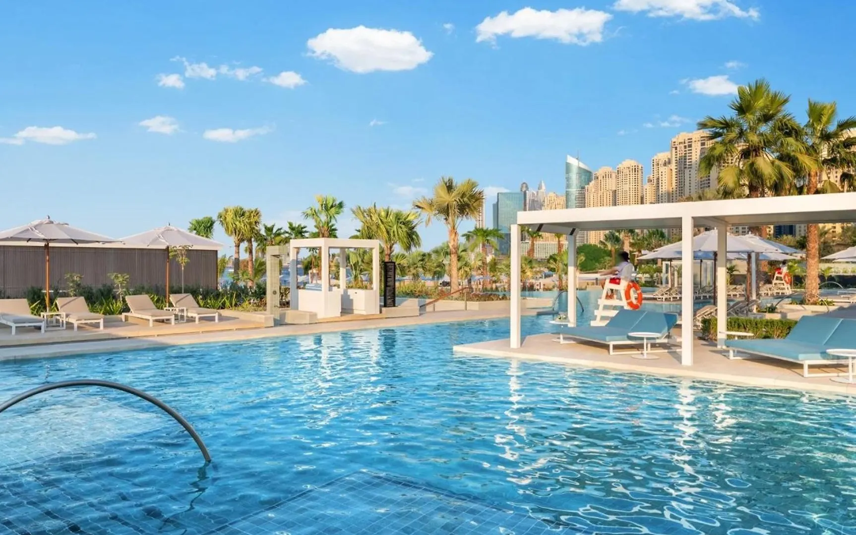 Livbnb-Sleek 2B Where City And Sky Meets The Sea Dubai Apartment