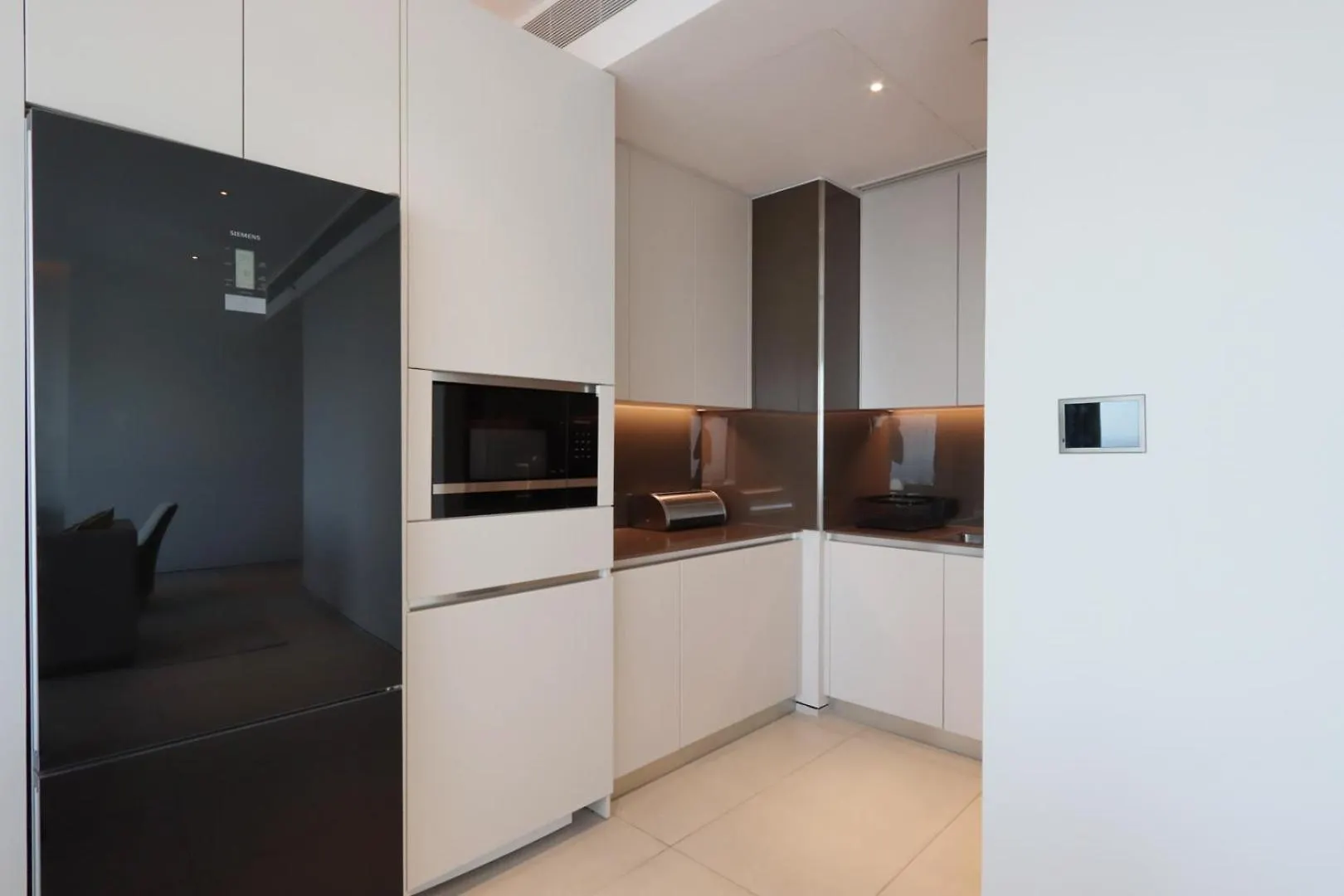 Livbnb-Sleek 2B Where City And Sky Meets The Sea Dubai United Arab Emirates