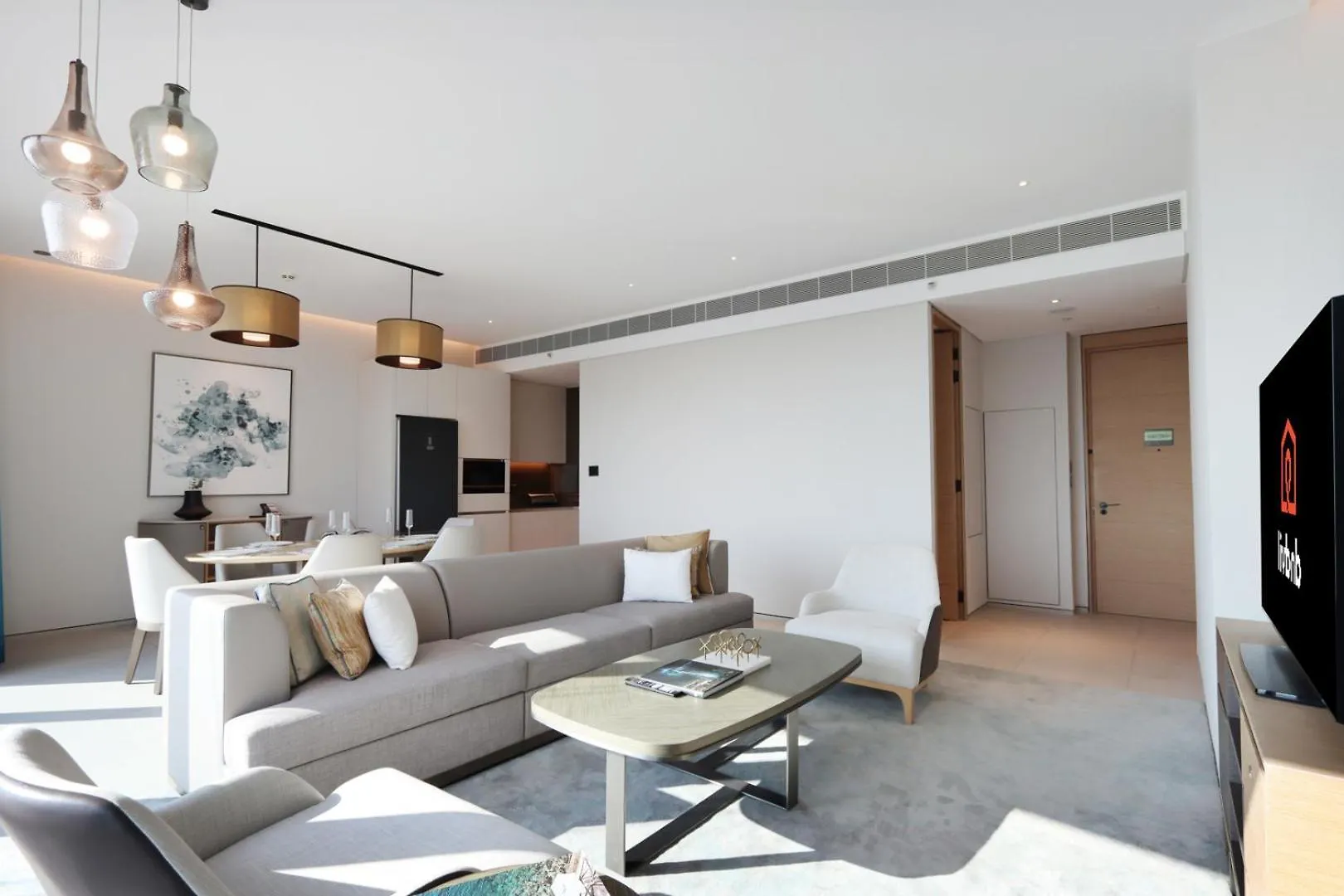 Livbnb Panoramic 2B With Marina And Sea View Dubai Daire